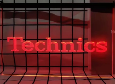 Technics Simulated Neon LED Sign